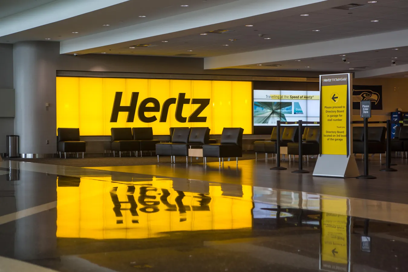 Hertz car rental customer service